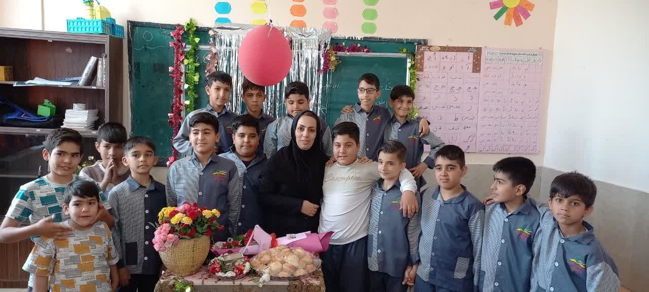 پیش دبستانی و دبستان غیر دولتی مهر دانش